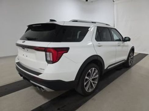 Used 2025 Ford Explorer Platinum w/ Ultimate Package AWD/4WD image 3