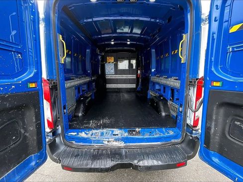 Used 2018 Ford Transit 250 image 7