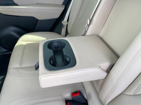 Used 2024 Buick Envision Preferred AWD/4WD image 48