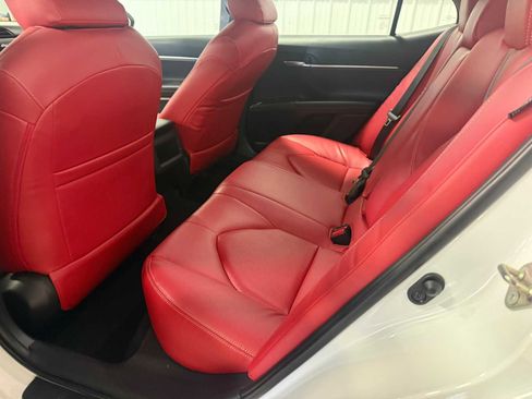 Certified 2020 Toyota Camry SE FWD image 22