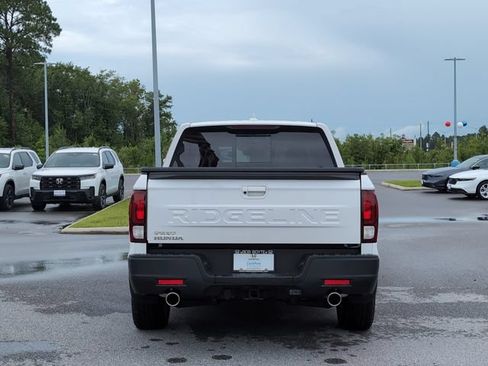 Certified 2025 Honda Ridgeline RTL image 4