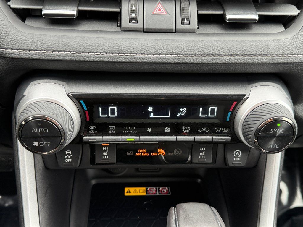 Used 2025 Toyota RAV4 XLE Premium AWD/4WD image 16