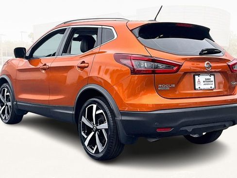 Used 2022 Nissan Rogue Sport SL image 4