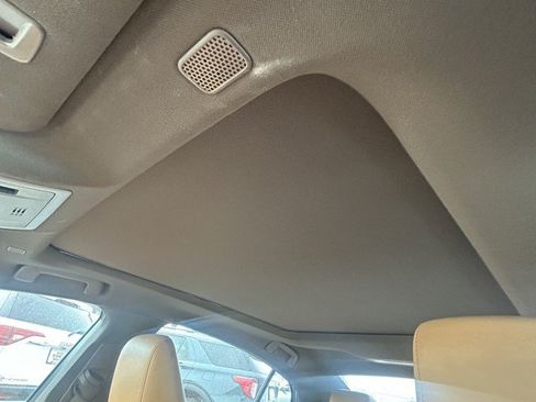 Used 2021 Lexus ES 350 w/ Premium Package FWD image 12