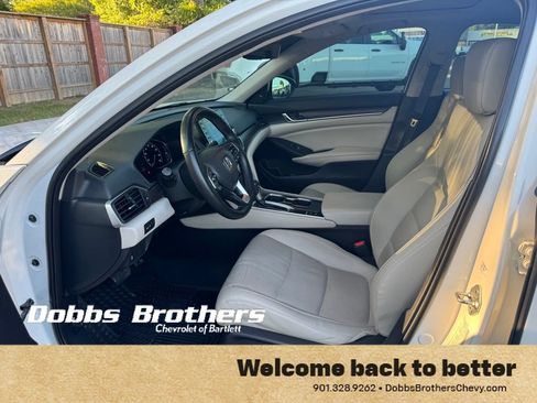 Used 2019 Honda Accord EX-L image 10