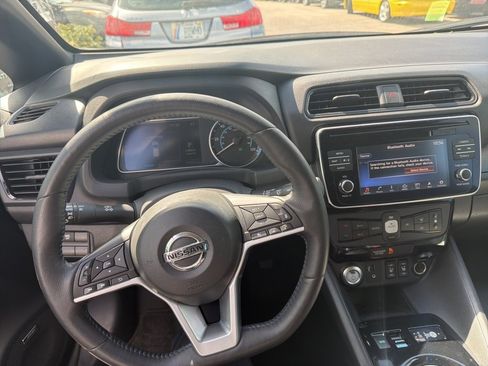 Used 2018 Nissan Leaf SL image 15