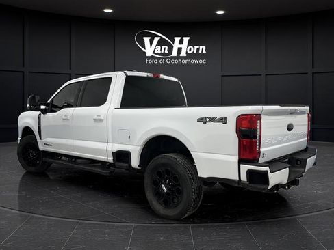 Used 2025 Ford F350 Lariat w/ Black Appearance Package image 3