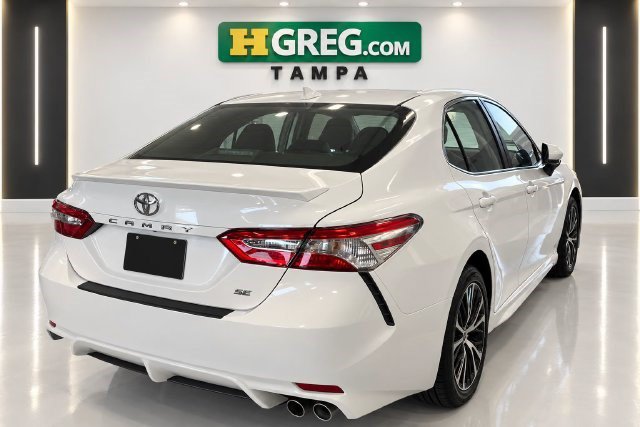 Used 2020 Toyota Camry SE FWD image 7