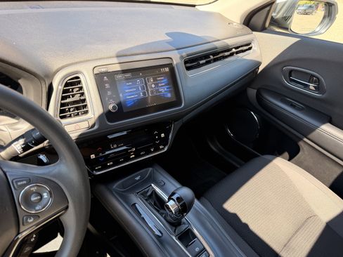 Certified 2022 Honda HR-V EX image 15