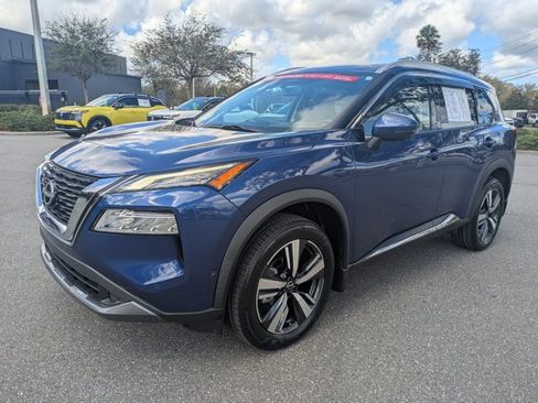 Certified 2023 Nissan Rogue SL w/ SL Premium Package image 8