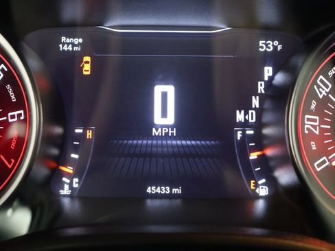 Used 2022 Dodge Challenger GT image 36