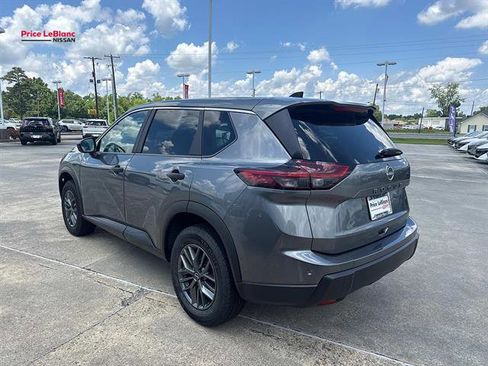 Used 2024 Nissan Rogue S FWD image 5