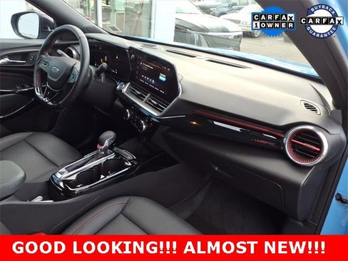 Certified 2024 Chevrolet Trax RS w/ Driver Confidence Package image 23