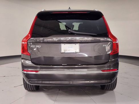 Used 2024 Volvo XC90 B5 Plus image 10