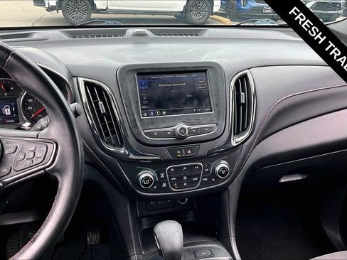 Used 2023 Chevrolet Equinox RS w/ LPO, Floor Liner Package FWD image 9