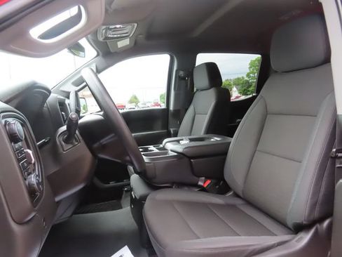 Used 2025 Chevrolet Silverado 1500 Custom Trail Boss AWD/4WD image 18