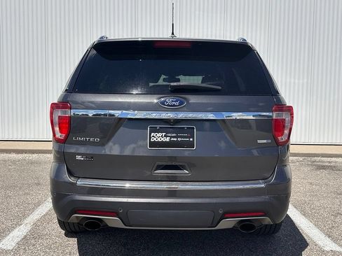 Used 2019 Ford Explorer Limited w/ Ford Safe & Smart Package AWD/4WD image 5