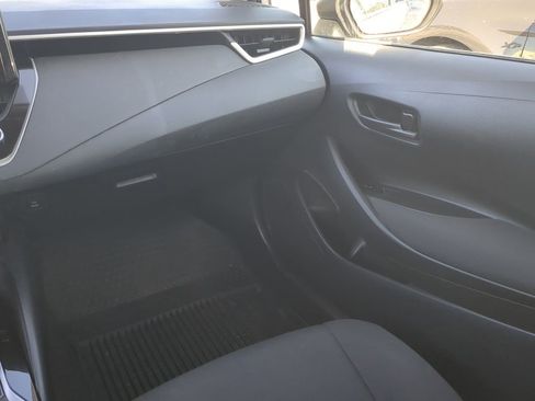 Used 2023 Toyota Corolla XLE image 23