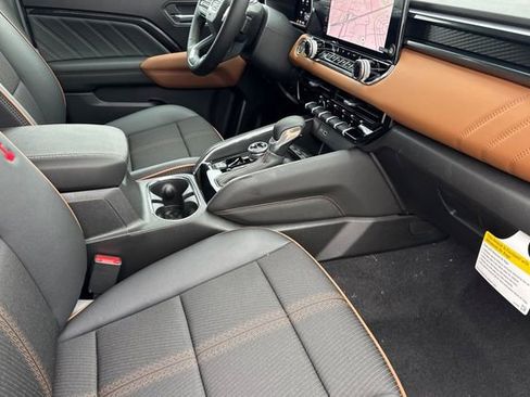 New 2026 GMC Canyon AT4 w/ LPO, Off Road Lift Package image 17