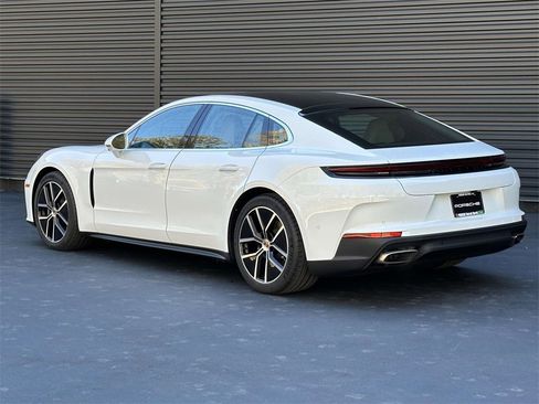 New 2026 Porsche Panamera image 3