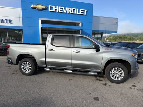 New 2026 Chevrolet Silverado 1500 RST w/ Z71 Off-Road Package AWD/4WD image 3