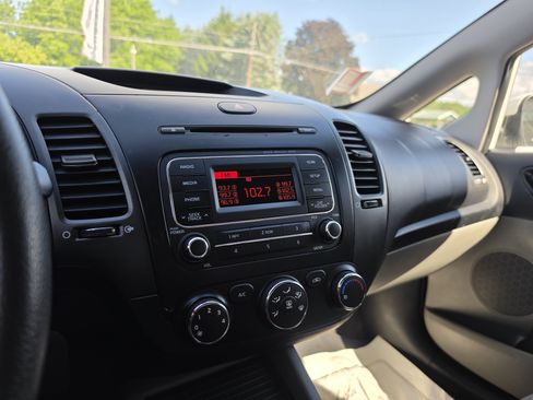 Used 2014 Kia Forte LX w/ Popular Package FWD image 21
