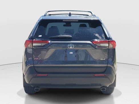Certified 2025 Toyota RAV4 XLE w/ Convenience Package FWD image 4