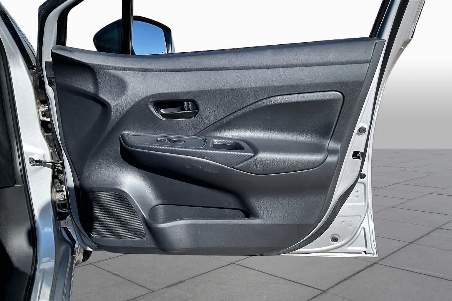 Certified 2025 Nissan Versa S w/ Trunk Package FWD image 25