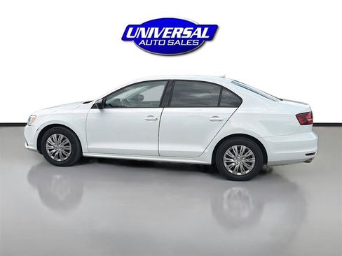 Used 2016 Volkswagen Jetta S image 4