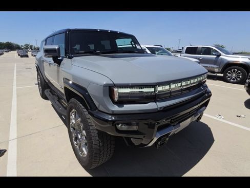 Used 2025 GMC Hummer EV 3X AWD/4WD image 2