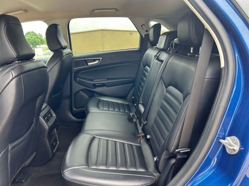 Used 2022 Ford Edge SEL image 23