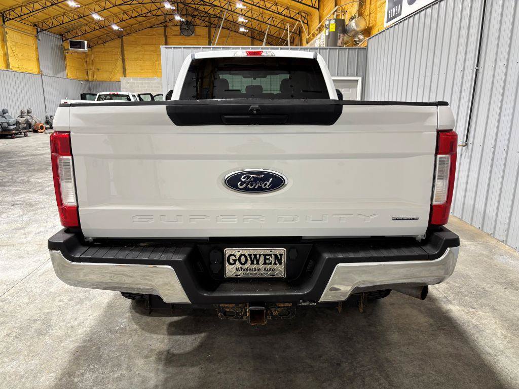 Used 2017 Ford F250 XL w/ Power Equipment Group AWD/4WD image 8