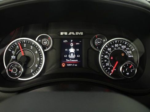 Used 2024 RAM 2500 Big Horn w/ Bed Utility Group image 11