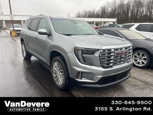 Used 2025 GMC Acadia Denali image 1