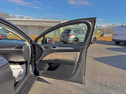 Used 2018 Ford Fusion S image 14