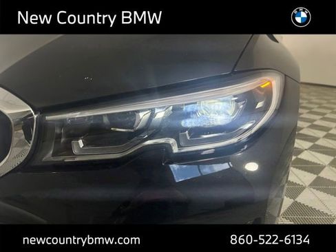 Used 2022 BMW 330i xDrive Sedan w/ Driving Assistance Package AWD/4WD image 29