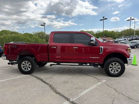 Used 2019 Ford F250 XLT w/ XLT Premium Package AWD/4WD image 8