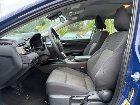 Used 2025 Toyota Camry LE FWD image 11