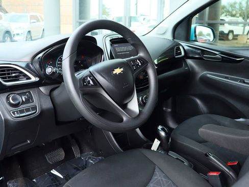 Used 2021 Chevrolet Spark LT image 39