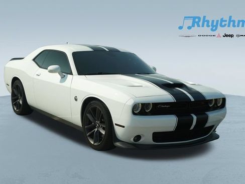 Used 2019 Dodge Challenger R/T Scat Pack RWD image 1