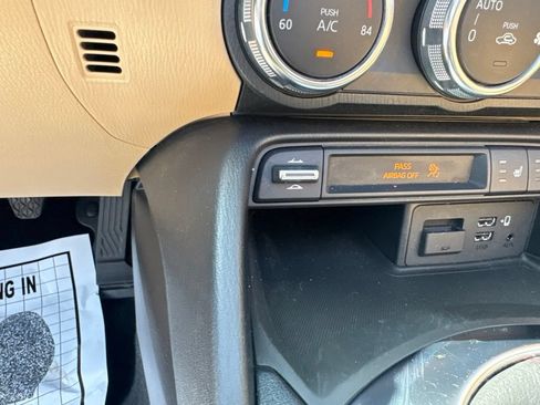 Used 2019 MAZDA MX-5 Miata RF Grand Touring RWD image 48