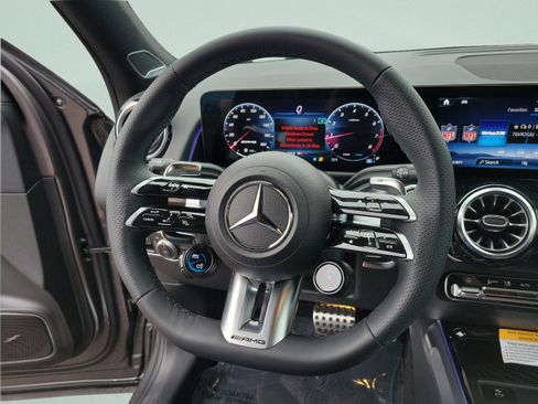 Certified 2026 Mercedes-Benz GLB 35 AMG 4MATIC image 21