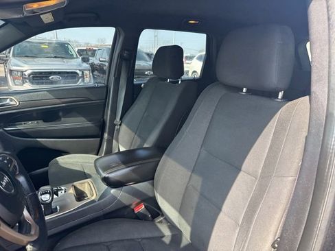 Used 2015 Jeep Grand Cherokee Laredo w/ Quick Order Package 23E image 12