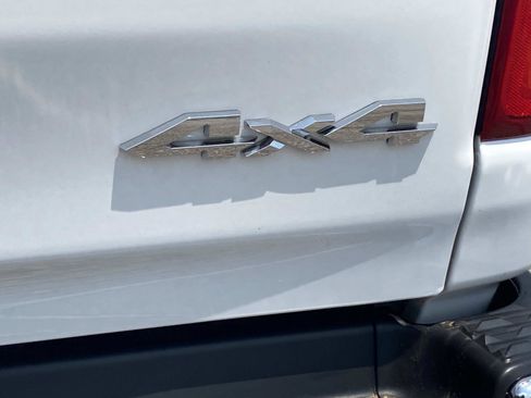 Used 2021 RAM 1500 Big Horn AWD/4WD image 6