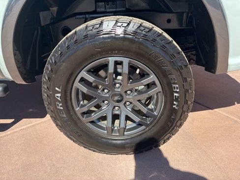 Certified 2021 Ford Ranger Lariat w/ Tremor Off-Road Package image 38