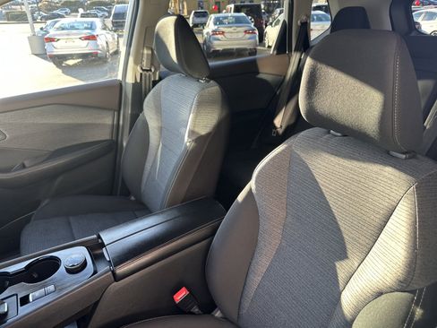 Used 2022 Nissan Rogue SV image 18