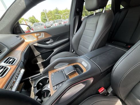 Used 2025 Mercedes-Benz GLE 450 4MATIC Coupe w/ Driver Assistance Package image 24