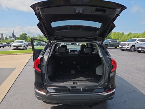 Certified 2023 GMC Terrain AT4 w/ LPO, Floor Liner Package AWD/4WD image 31