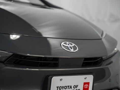 New 2026 Toyota Prius XLE image 10