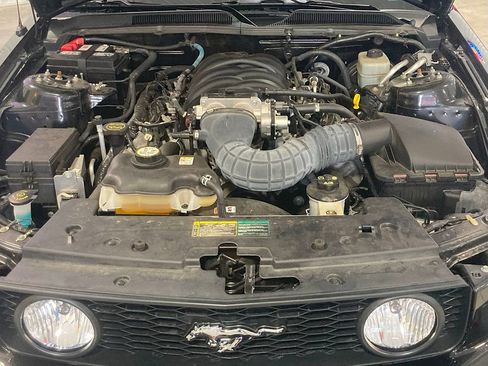 Used 2006 Ford Mustang GT image 67